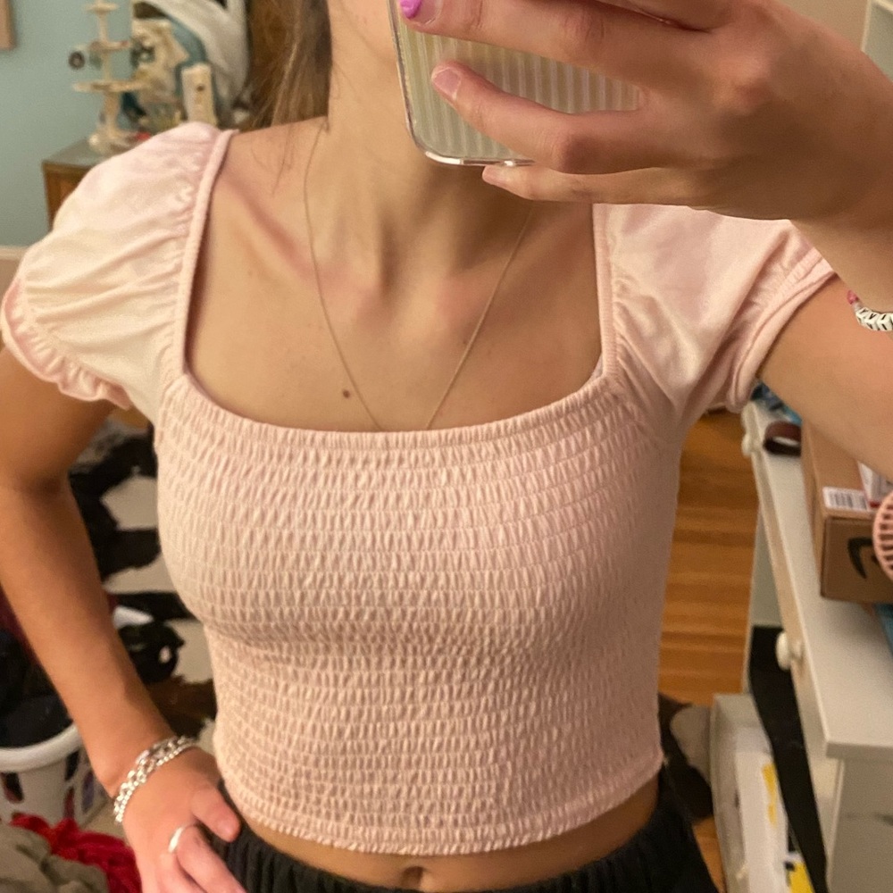 Light Pink Forever 21 crop top blouse